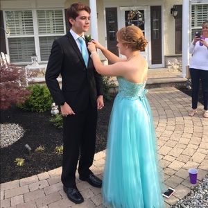 Size 6 Light Blue Strapless Prom Dress